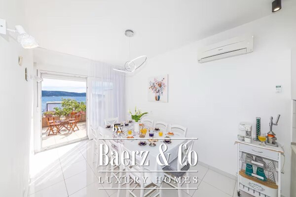 photo 6 Kaštel Sućurac, beautiful house with swimming pool in the first row to the sea