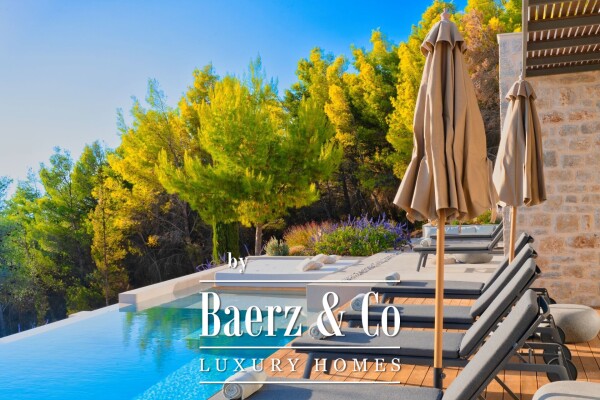 photo 9 1901813 - Villa For sale, Lefkada, 247 sq.m., €1.900.000