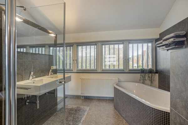 photo 26 Van de Veldelaan 958