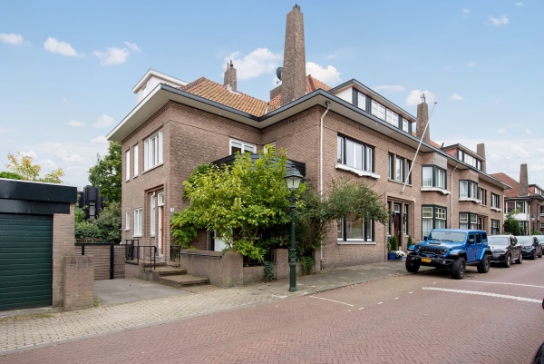 Video Van Dorpstraat 4