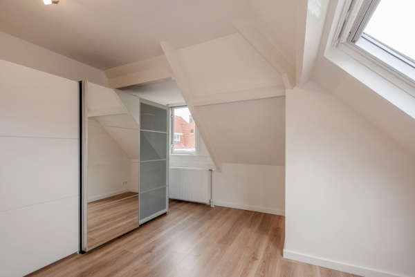 photo 52 Van Dorpstraat 4