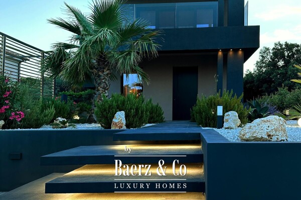 photo 29 Premantura, a unique and elegant villa with a swimming pool on a large landscaped garden