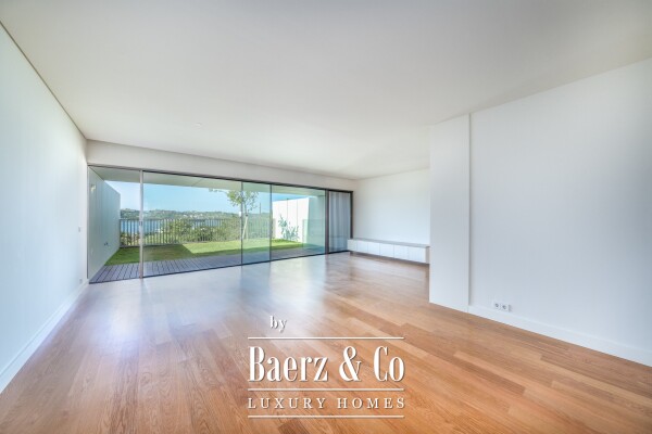 photo 15 4 bedroom villa with garden and parking in Alcântara, Lisbon