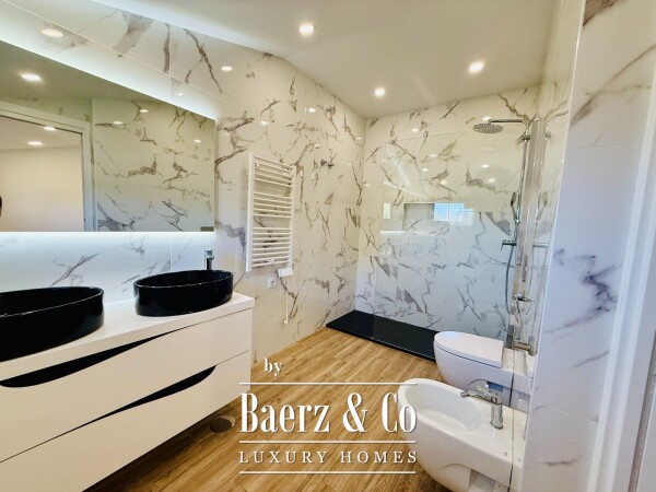 photo 35 4 bedroom house with heated swiming pool garden and garage in Sintra