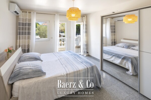 photo 21 Fréjus – Stunning 172 m² Villa for Sale 4 Bedrooms | Pool & Jacuzzi | Secure Private Estate