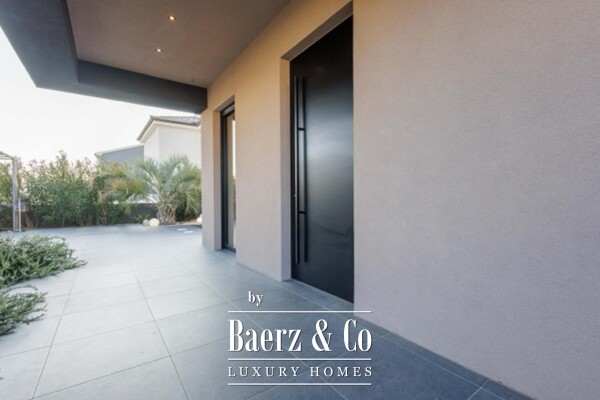 photo 20 Premantura, a unique and elegant villa with a swimming pool on a large landscaped garden