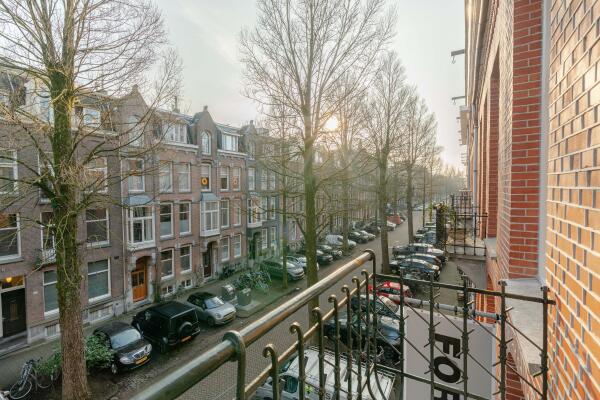 photo 9 Johannes Verhulststraat 130 2