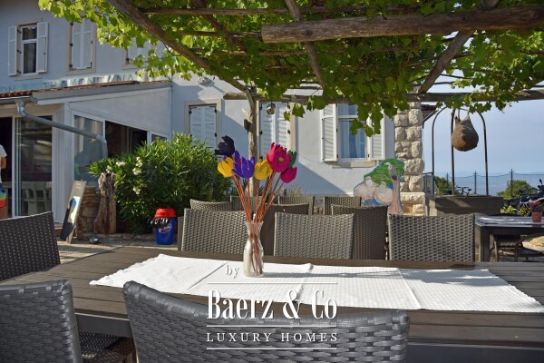 photo 6 Cres, Beli, investment opportunity, guesthouse with 13 rooms, owner’s apartment, 14 bathrooms