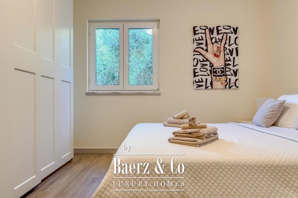 photo 21 Omiš, Krilo Jesenice, house with swimming pool and summer kitchen