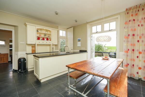 photo 15 Duffeltdijk 9