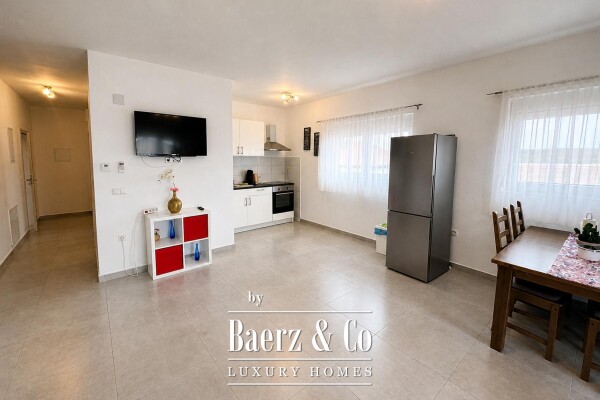 photo 16 Zadar, Rtina, house with swimming pool and three residential units, 200 m from the sea