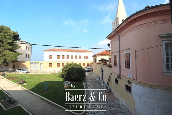 photo 2 Istria, Poreč - Fully Renovated Old Town House with 3 Studio Apartments and Sea View
