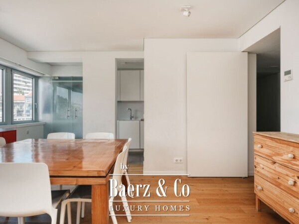 photo 7 Modern Two Bedroom Apartment with Elevator, Garage and Storage Room in Estrela, Lisbon