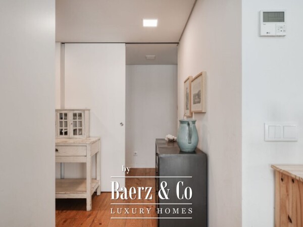 photo 12 Modern Two Bedroom Apartment with Elevator, Garage and Storage Room in Estrela, Lisbon