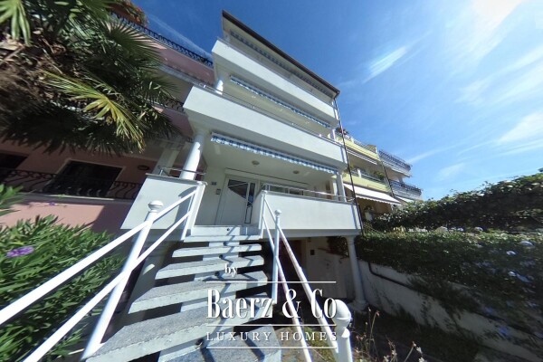 photo 5 Istria, Rovinj, apartment house 340 m² in a sought-after location