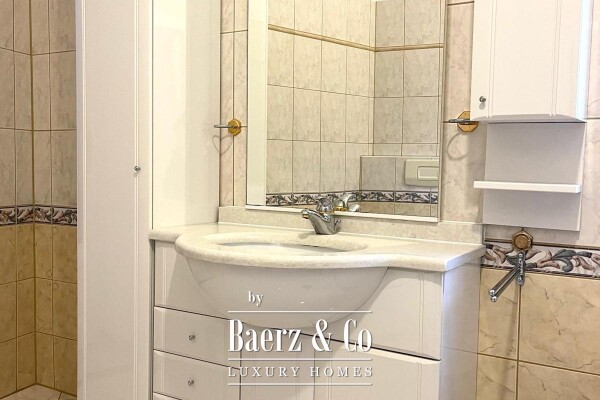 photo 11 Crikvenica, house with 4 apartments and 2 commercial units in the town centre with sea view