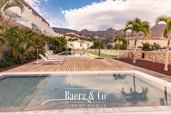 photo 18 Luxury penthouse duplex in La Caleta, Tenerife